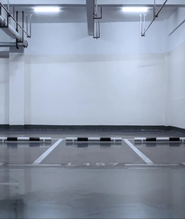 Закрытый подземный паркинг,